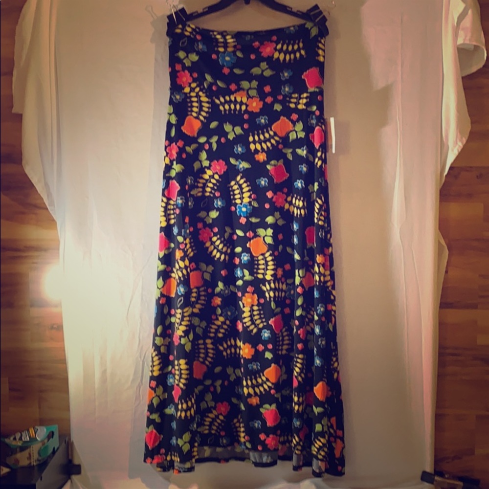 LuLaRoe Maxi Dress Skirt Size Medium NWT!!